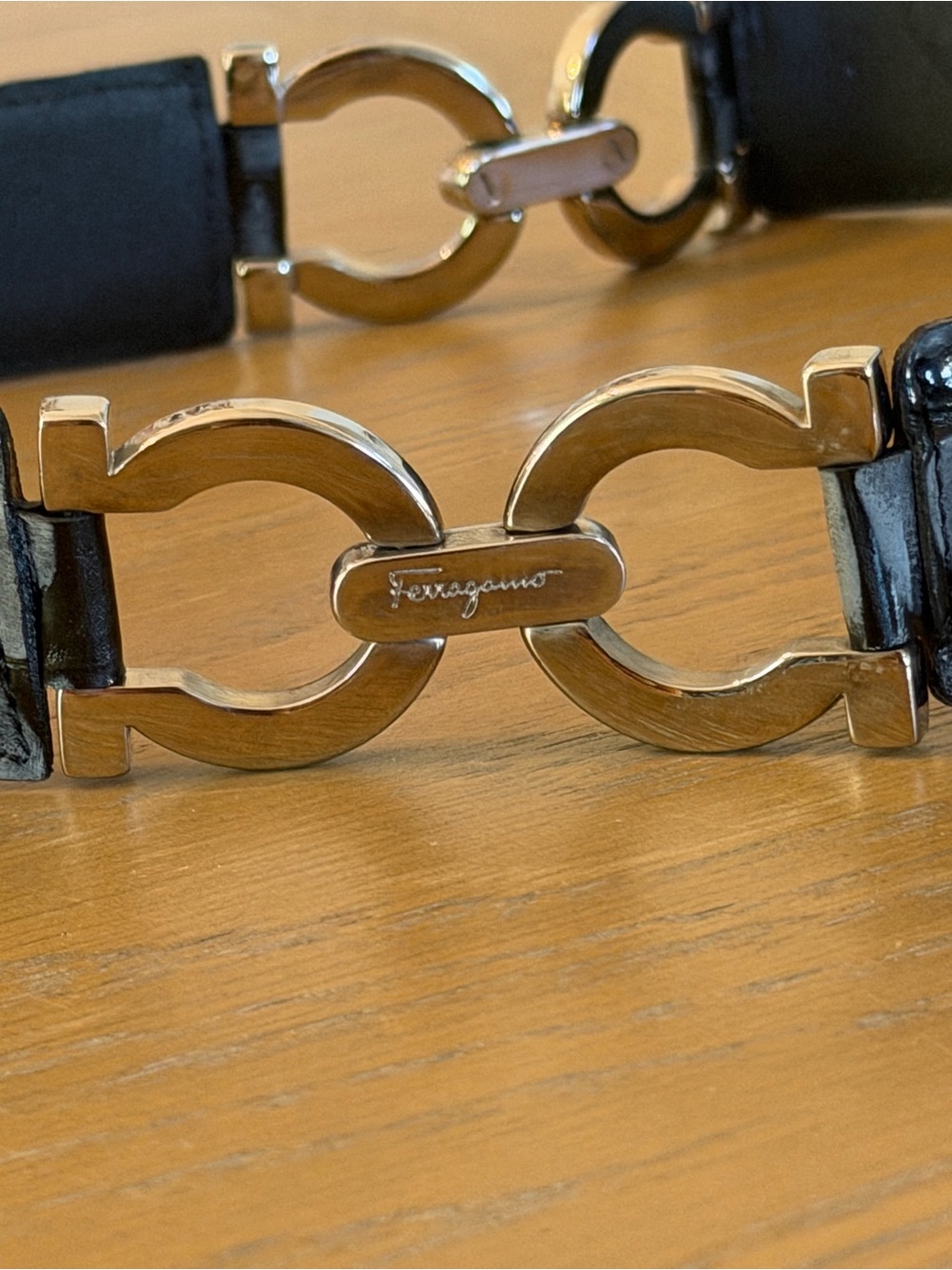 Salvatore Ferragamo Gancini Leather 32in Belt - Picture 7 of 9